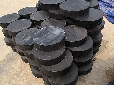 绩溪县板式橡胶支座由若干层橡胶片与薄钢板经加压硫化